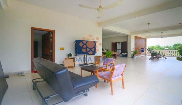 2 Bedrooms Apartment for Rent in Siem Reap City, Svay Dangkum