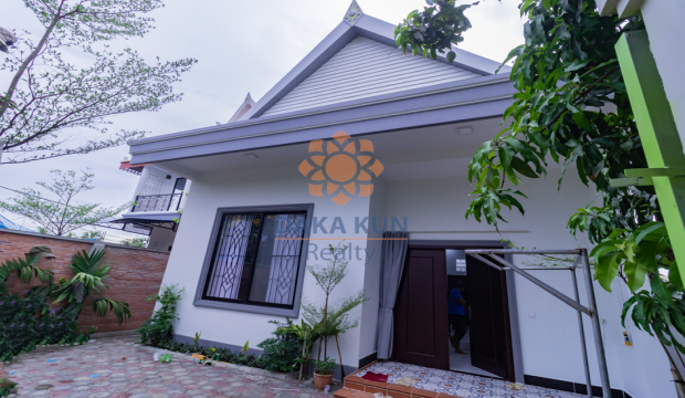2 Bedrooms House for Rent in Siem Reap City-Sala Kamruek
