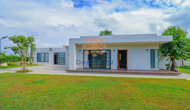 2 Bedrooms House for Rent in Siem Reap City, Sangkat Siem Reap
