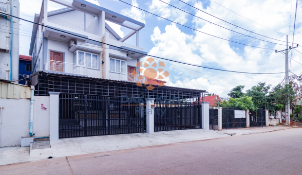 6 Bedrooms House for Rent in Siem Reap City-Svay Dangkum