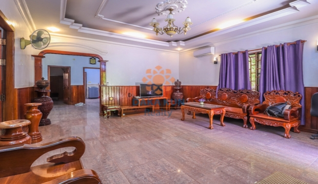3 Bedrooms Apartment for Rent in Siem Reap-Svay Dangkum