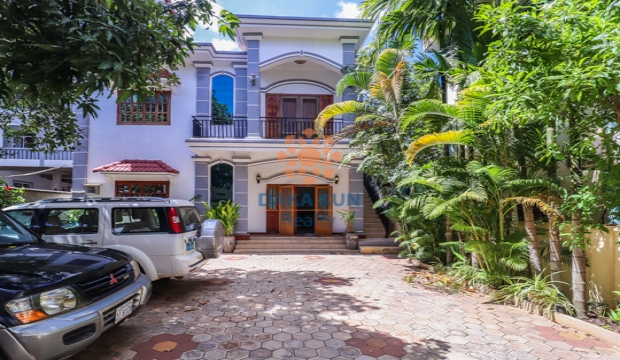 4 Bedrooms Apartment for Rent in Siem Reap-Svay Dangkum