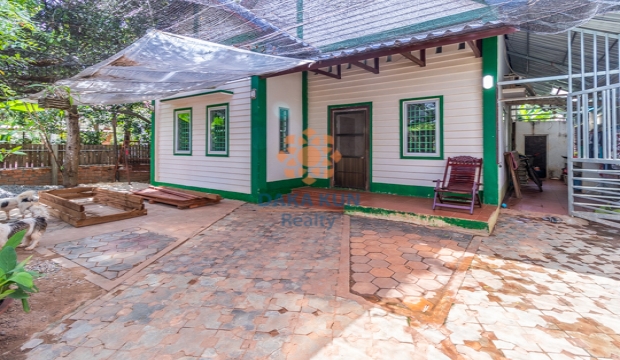 2 Bedrooms House for Rent in Siem Reap-Sala Kamreuk