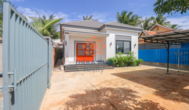 2 Bedrooms House for Rent in Siem Reap City, Sala Kamreuk