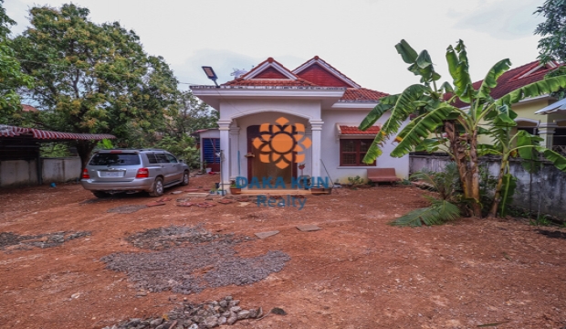2 Bedrooms House for Rent in Siem Reap-Svay Dangkum