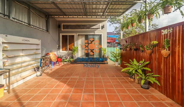 2 Bedrooms House for Rent in Siem Reap-Svay Dangkum