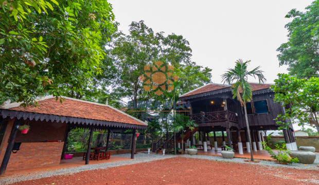 2 Bedrooms Wooden House for Rent in Siem Reap City - Knar