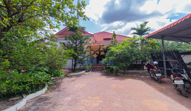 3 Bedrooms House for Rent in Siem Reap City