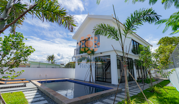 2 Bedrooms Villa with Swimming Pool for Rent in Siem Reap City
