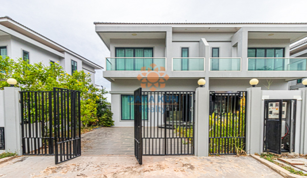 3 Bedrooms Villa for Rent in Krong Siem Reap