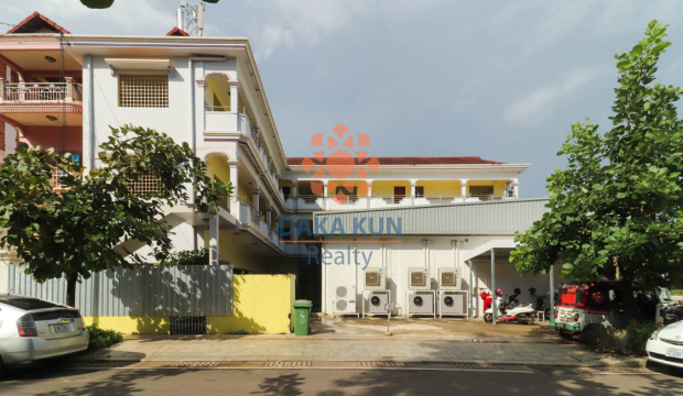 Commercial Building for Rent on Main Road, Wat Bo