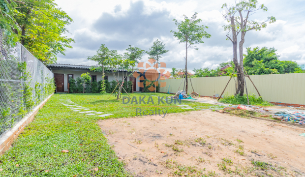 2 Bedrooms House for Rent in Siem Reap City-Sala Kamreuk