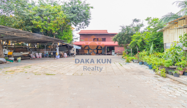 Wooden House for Rent in Siem Reap City-Svay Dangkum