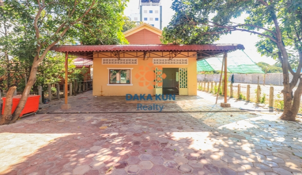 2 Bedrooms House for Rent in Siem Reap-Svay Dangkum
