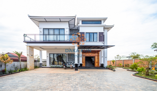 Villa for Sale in Krong Siem Reap