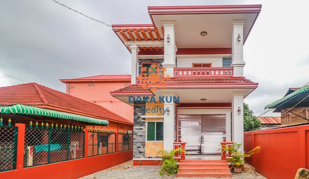 4 Bedrooms House for Rent in Siem Reap-Sla Kram