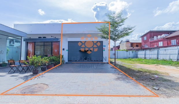 Office Space For Rent on Night Market Road - Siem Reap City