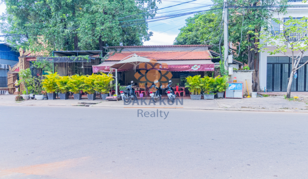 Cafe and House For Sale In Siem Reap City-Svay Dangkum
