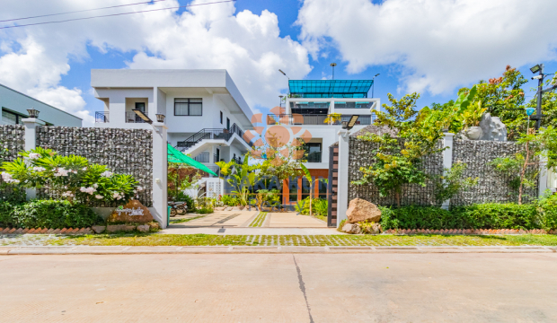Apartment​ Building for Sale in Siem Reap City - Sala Kamreuk