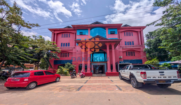 Hotel for Sale on the corner of the Main roads in Siem Reap City