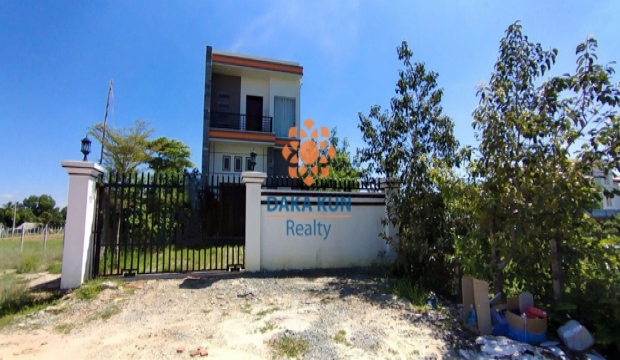 House for Sale in Siem Reap-Sala Komreuk