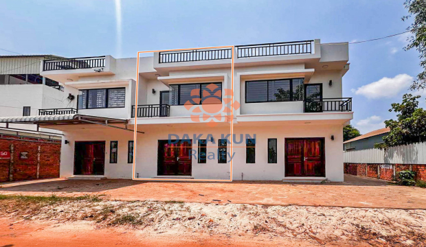 2 Bedrooms House for Sale in Siem Reap City, Svay Dangkum