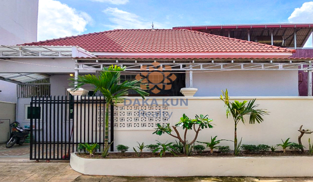 2 Bedrooms House for Rent in Siem Reap City, Sala Kamreuk