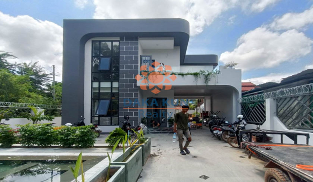 3-Bedroom Villa with Pool for Rent Siem Reap City, near Riverside